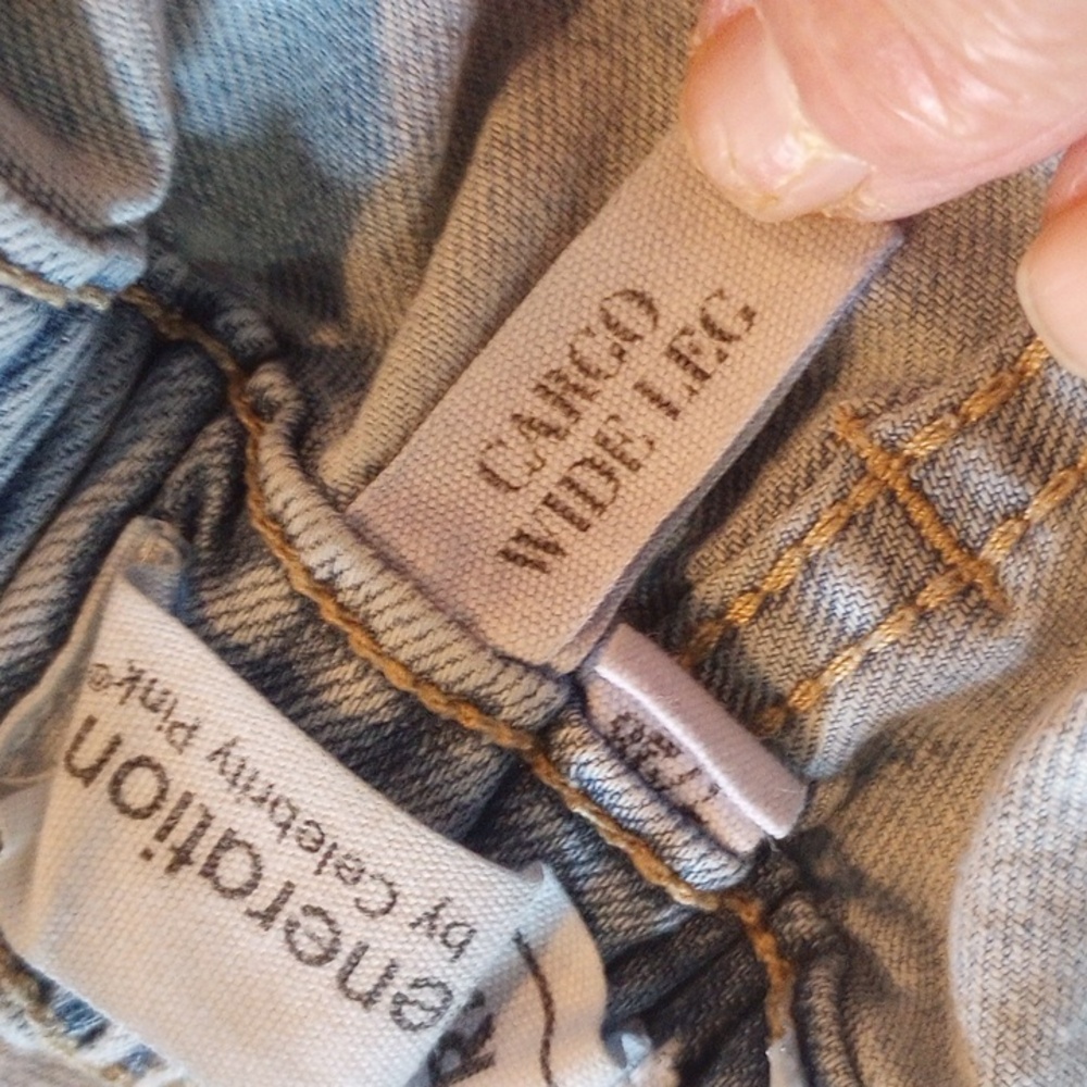 Cargo Jeans Size 28 - Picture 6 of 7